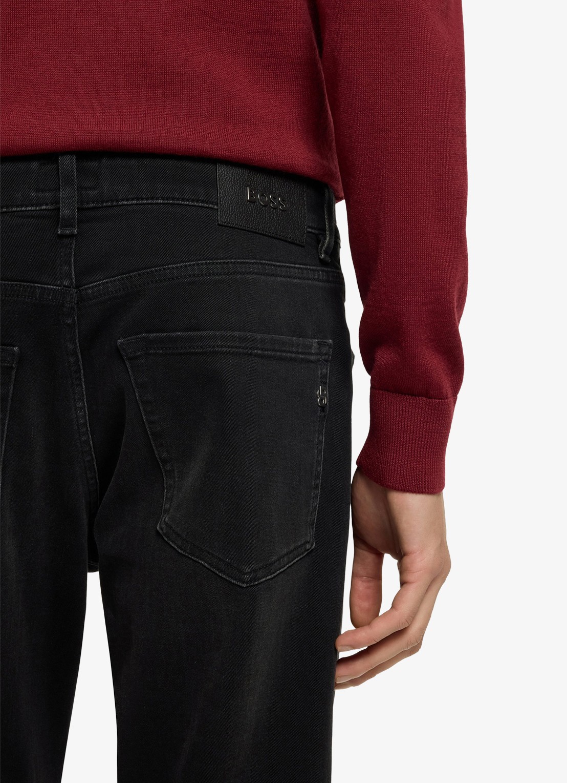 BOSS Regular fit jeans met steekzakken - detail 2 zwart