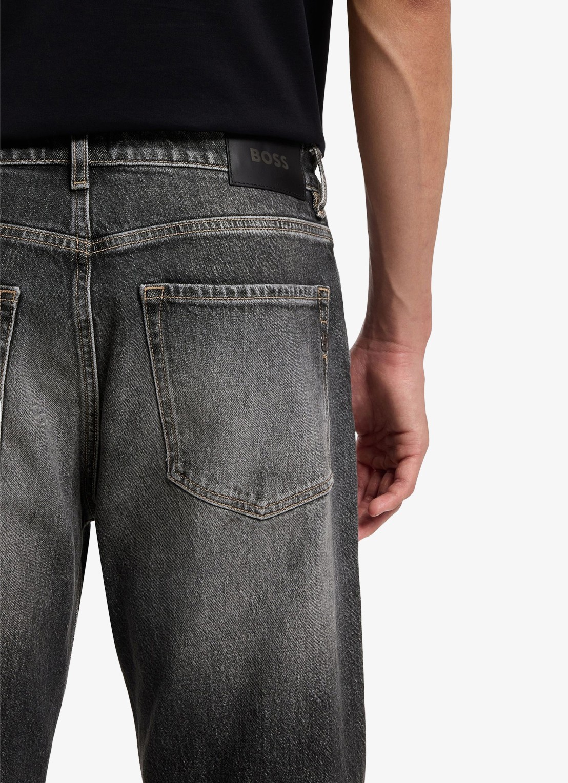 BOSS Relaxed fit jeans met steekzakken - detail 2 donkergrijs