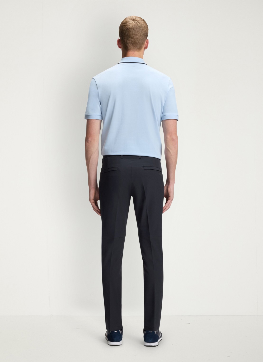 BOSS Slim-fit broek van waterafstotend stretchmateriaal - achterkant dark blue-402 / blauw