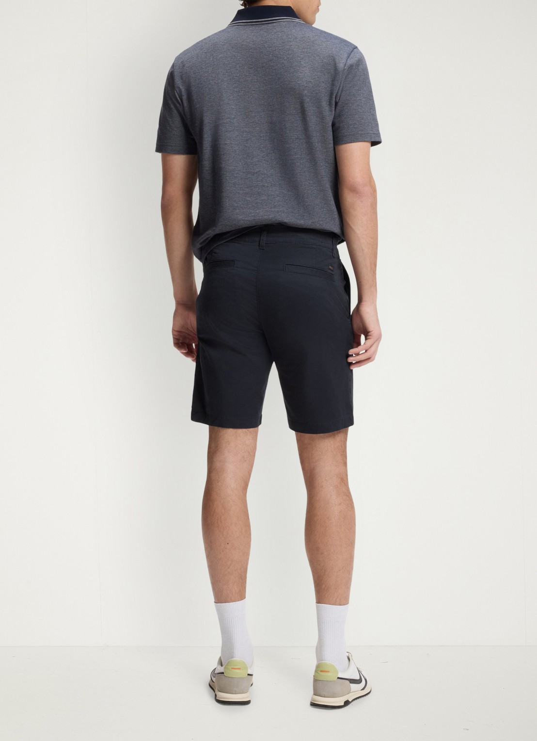 BOSS Slim fit chino met steekzakken - achterkant 4 dark blue-403 / blauw