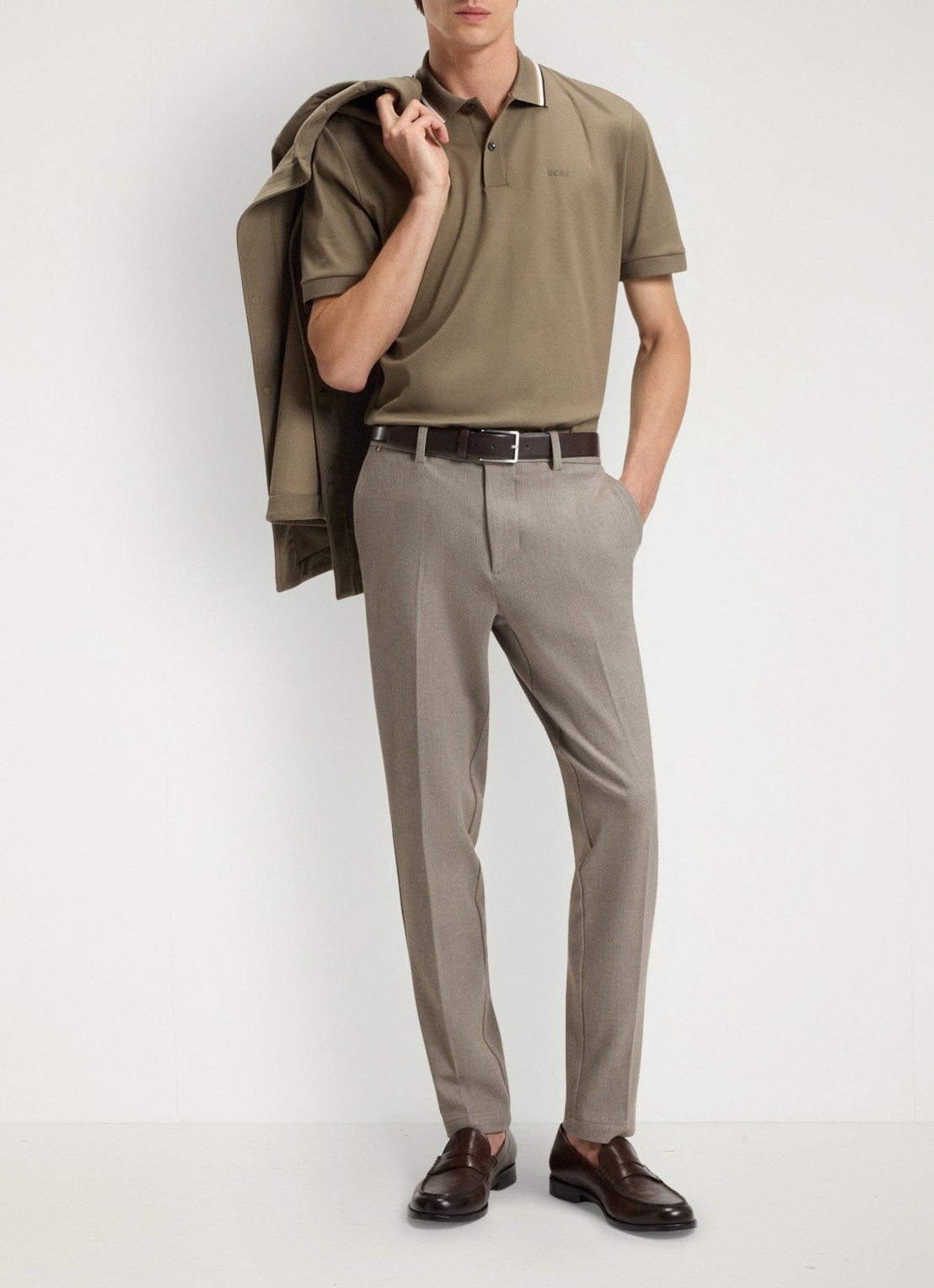 BOSS Slim fit pantalon met visgraatdessin - voorkant 5 lichtbruin