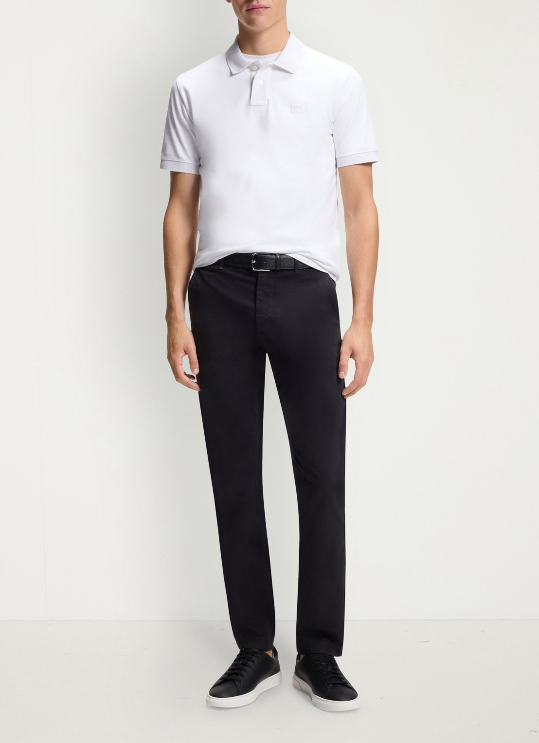 BOSS Slim-fit polo van stretchkatoen met logopatch - voorkant 2 wit