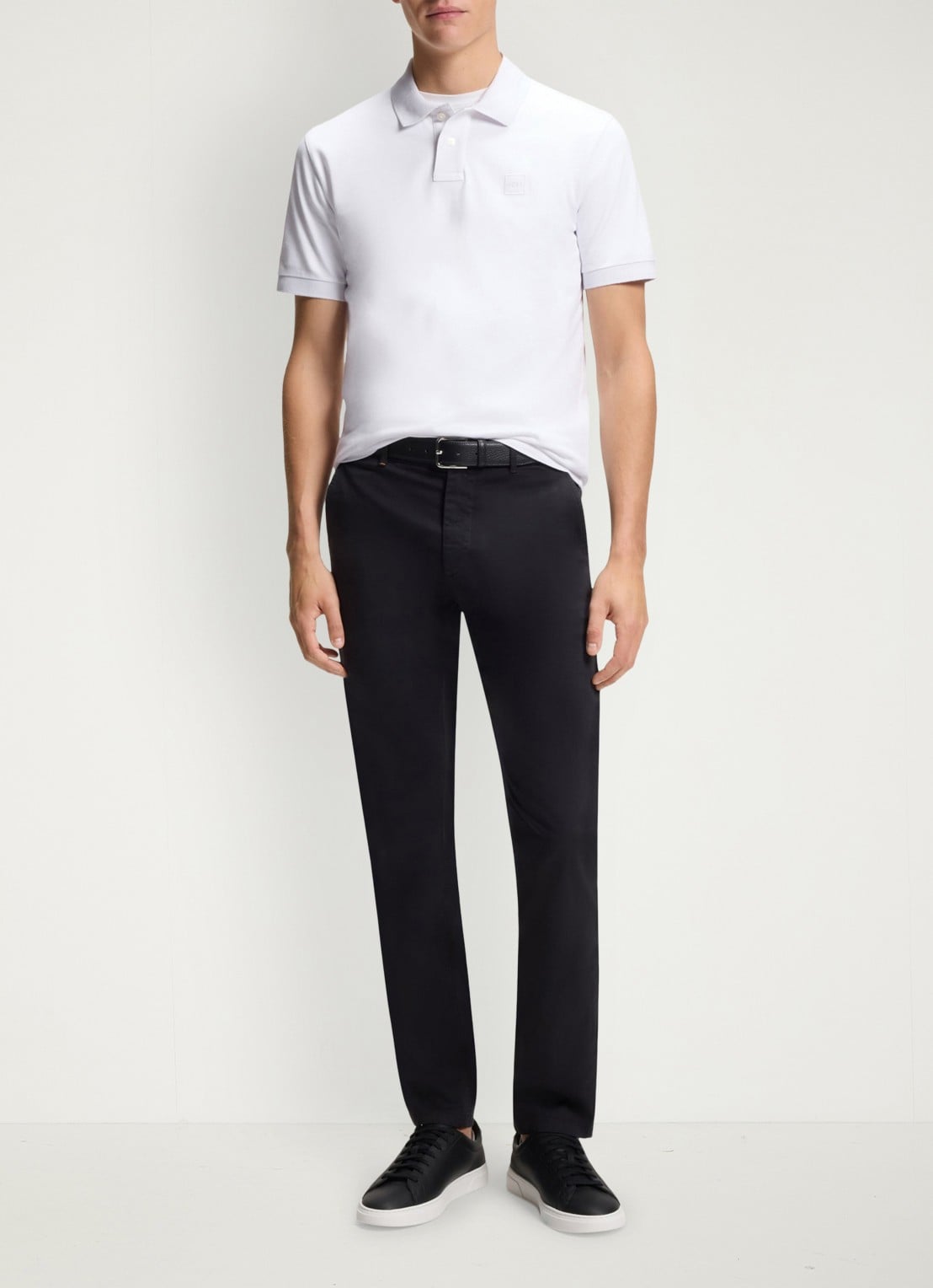 BOSS Slim-fit polo van stretchkatoen met logopatch - voorkant 2 wit