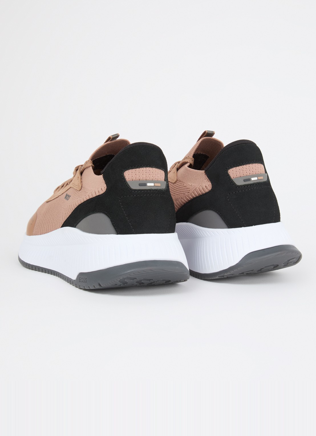 BOSS Sneaker met gebreid bovenwerk en suède details - achterkant camel