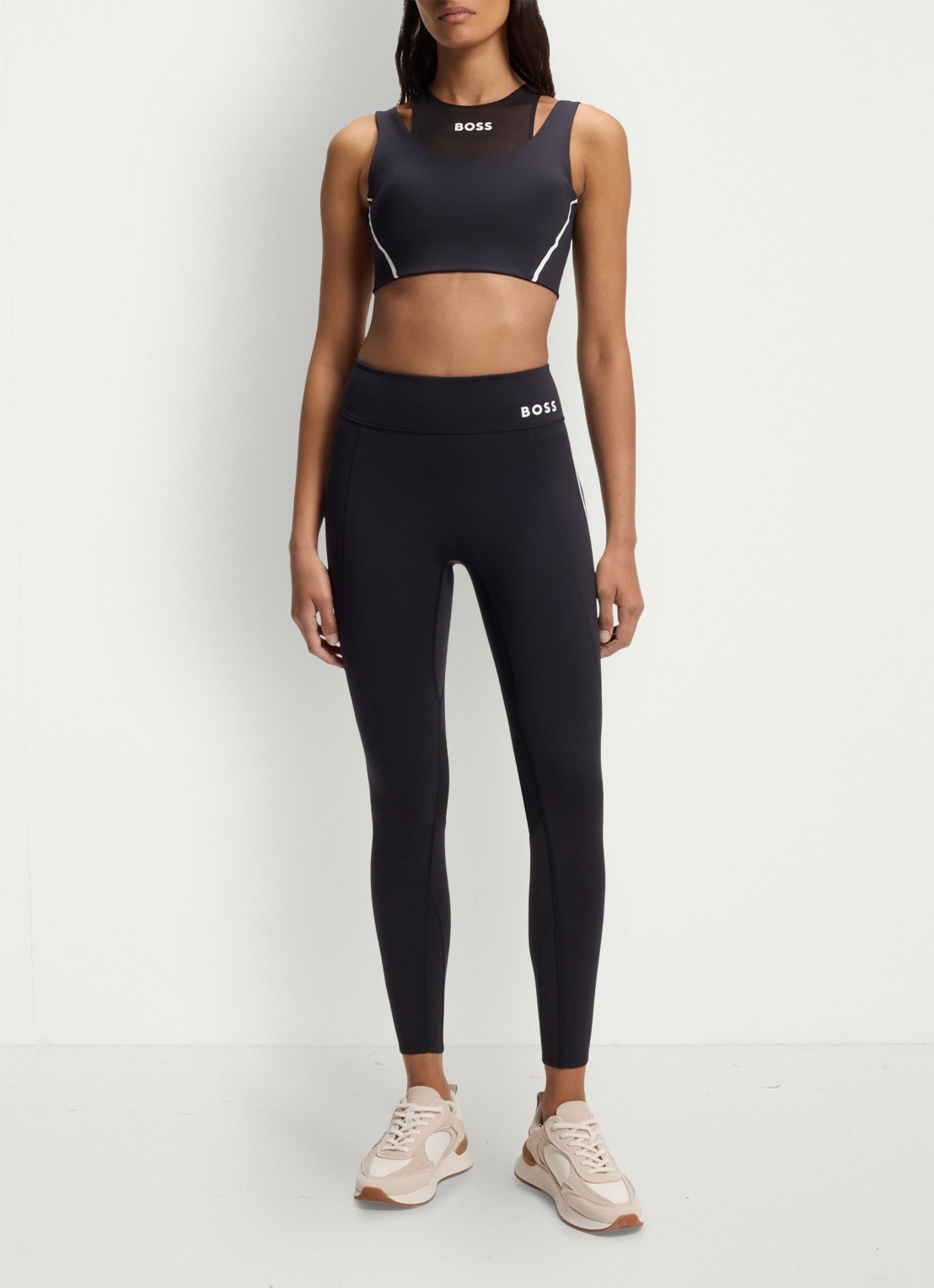 BOSS Sport bh met mesh - voorkant 2 zwart