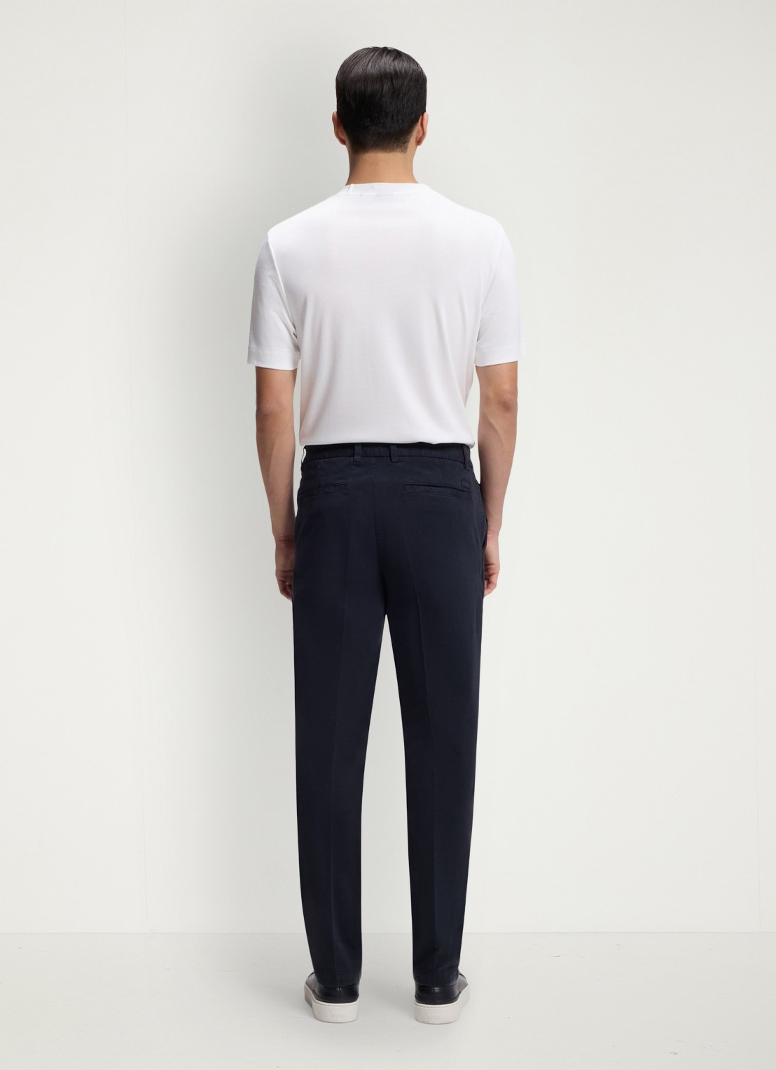 BOSS Straight fit chino met stretch - achterkant 4 dark blue-404 / blauw