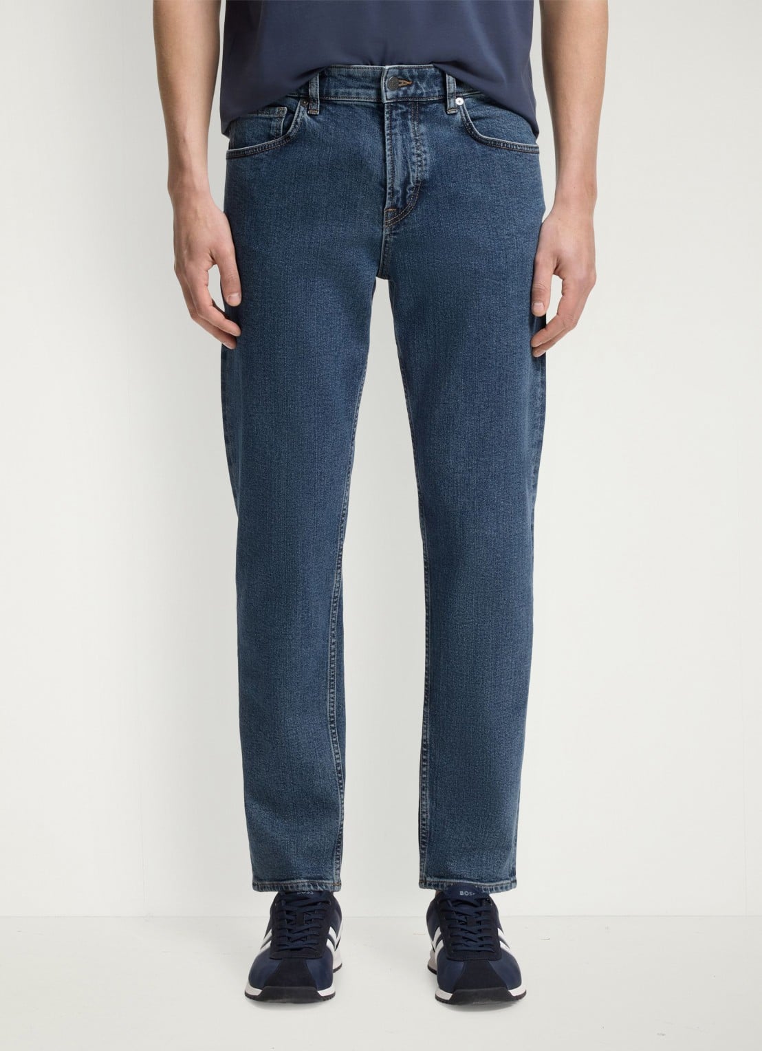 BOSS Straight fit jeans met medium wassing - detail 4 indigo