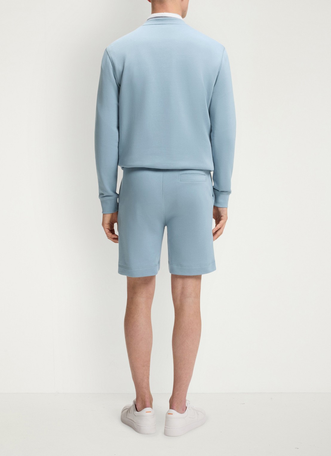 BOSS Straight fit korte broek van sweatstof met logopatch - achterkant 3 light/pastel blue-458 / blauw