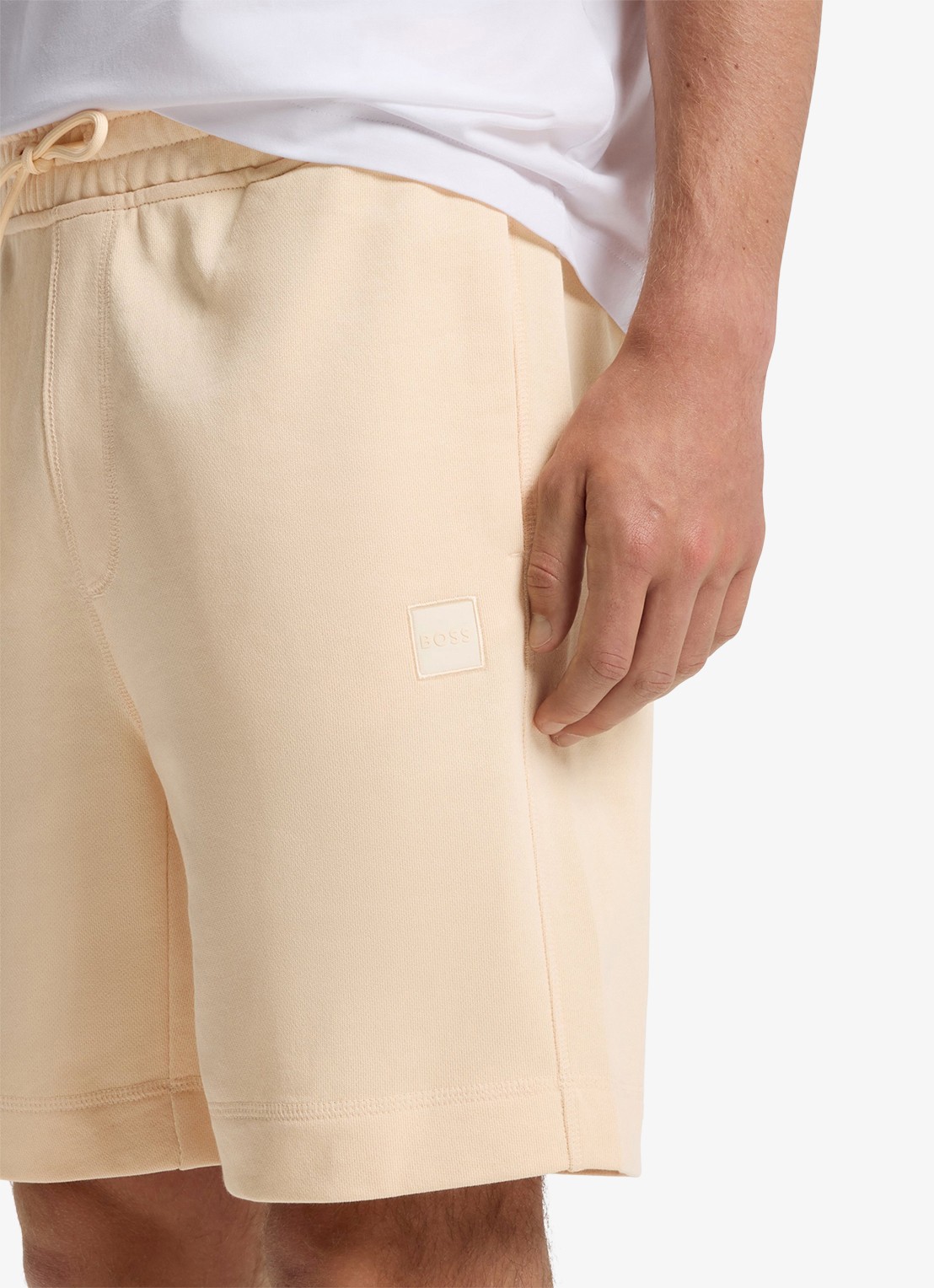 BOSS Straight fit korte broek van sweatstof met logopatch - detail 5 light/pastel orange-837 / oranje