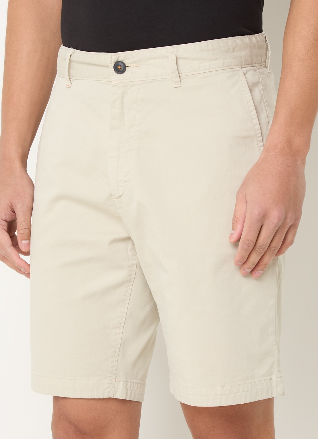 BOSS Straight fit korte chino met steekzakken - detail 4 light beige-271 / beige