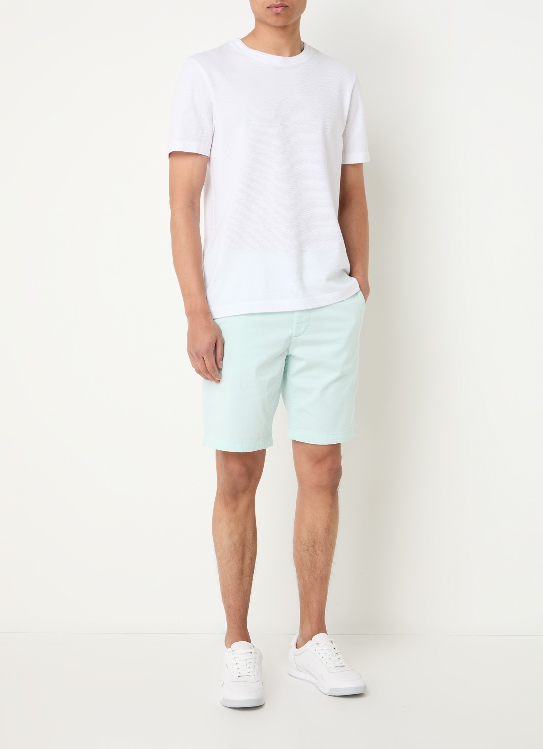 BOSS Straight fit korte chino met steekzakken - voorkant 3 open blue-474 / blauw