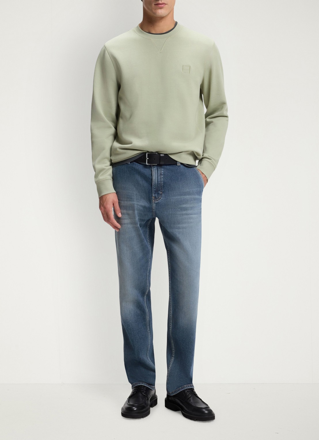 BOSS Straight leg jeans met steekzakken - voorkant 3 denim