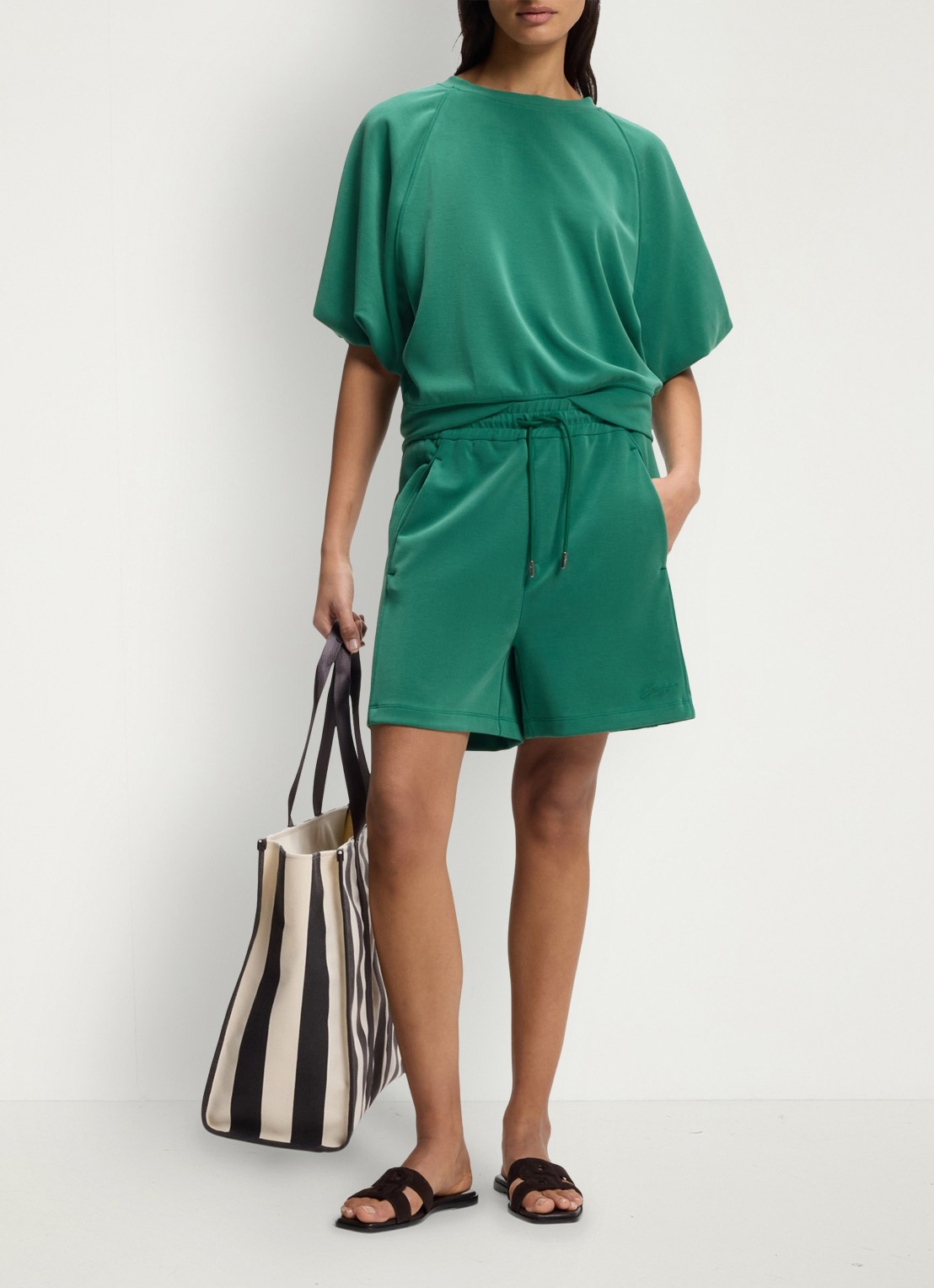 BOSS Sweater met ballonmouw - voorkant 3 dark green-302 / groen