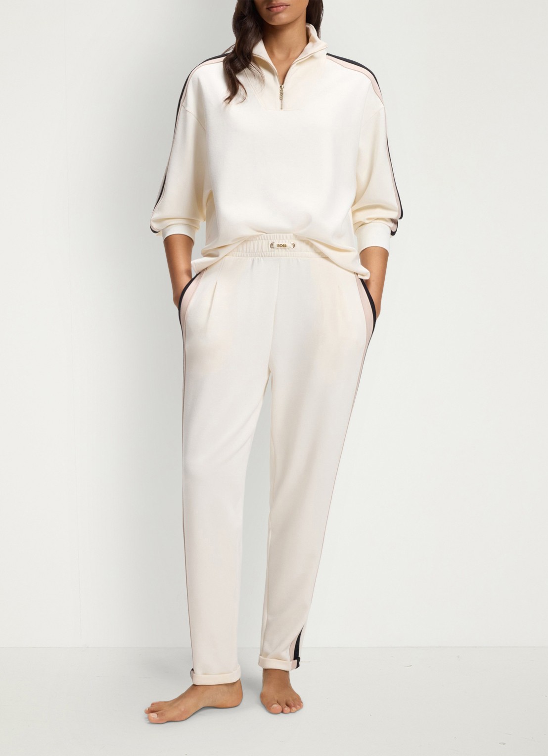 BOSS Sweater met halve rits - voorkant 2 gebroken wit