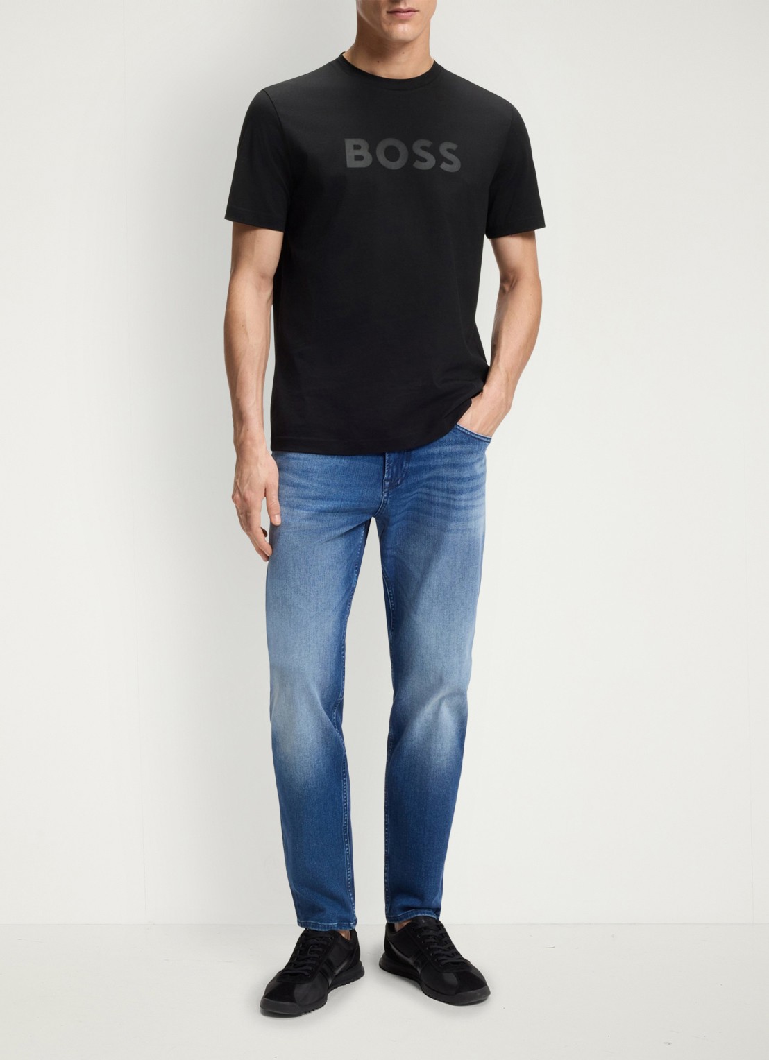 BOSS T-shirt met logo - voorkant 2 zwart