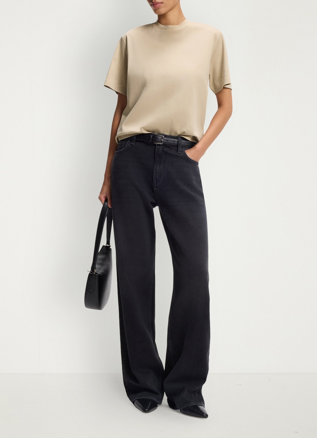 BOSS T-shirt met ronde hals - voorkant 3 beige