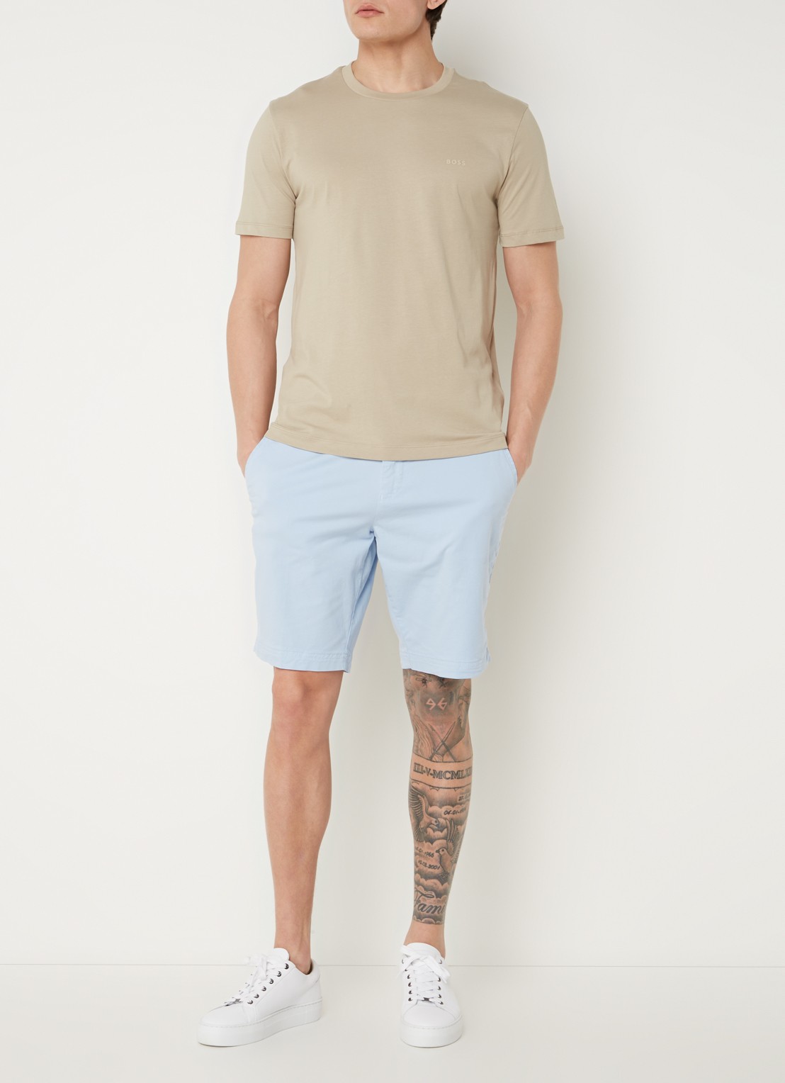 BOSS T-shirt van katoenen jersey met logodetail - voorkant 2 beige