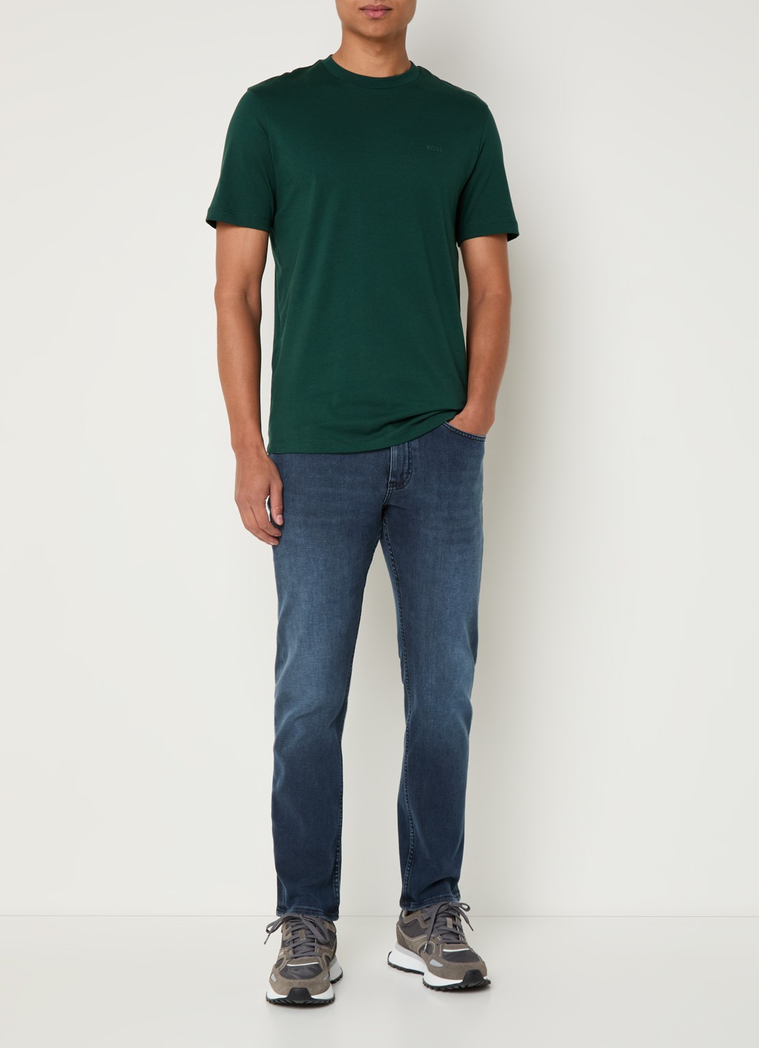 BOSS T-shirt van katoenen jersey met logodetail - voorkant 2 donkergroen