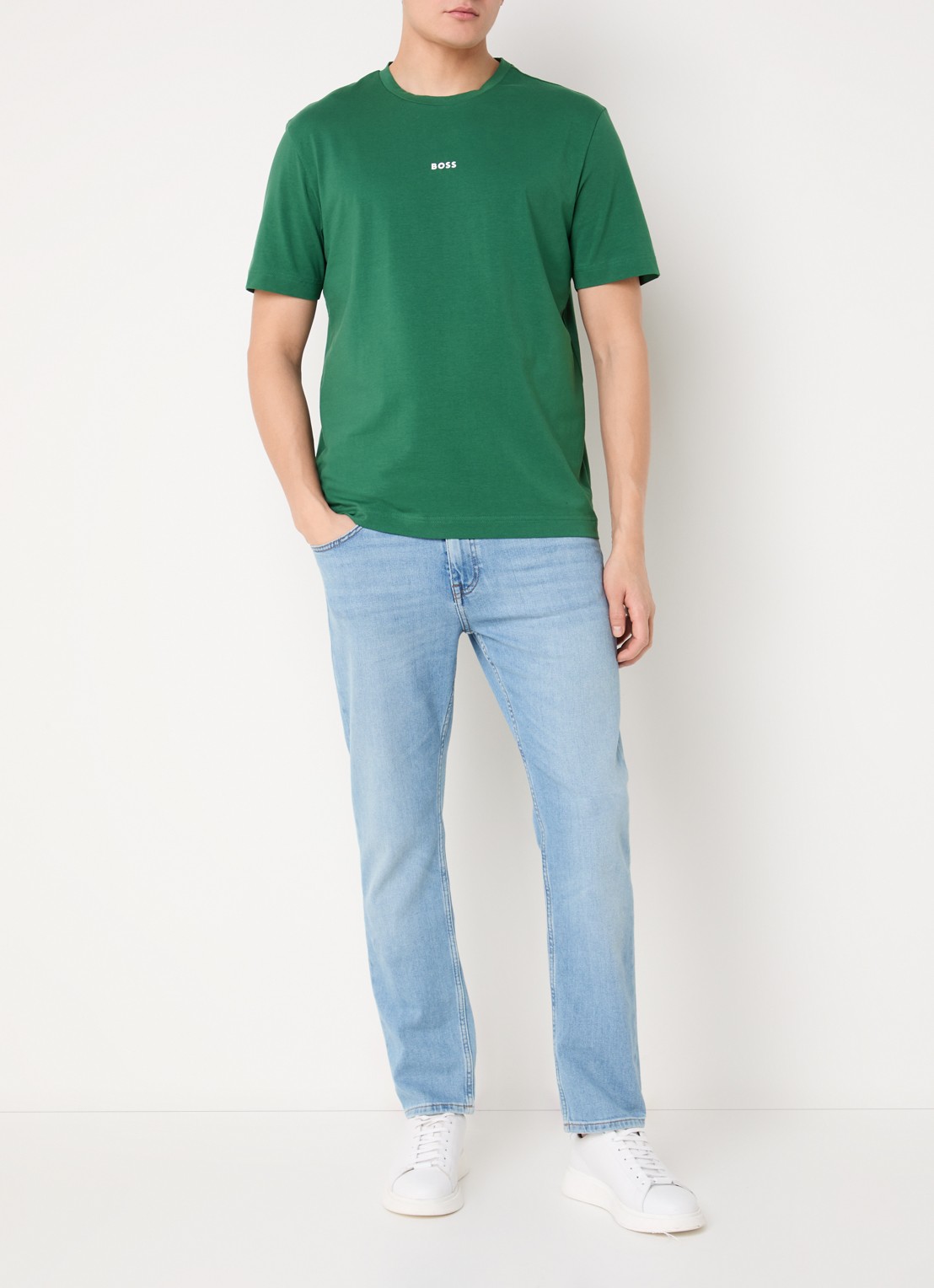 BOSS T-shirt van stretchkatoen met contrastlogo - voorkant 3 open green-343 / groen