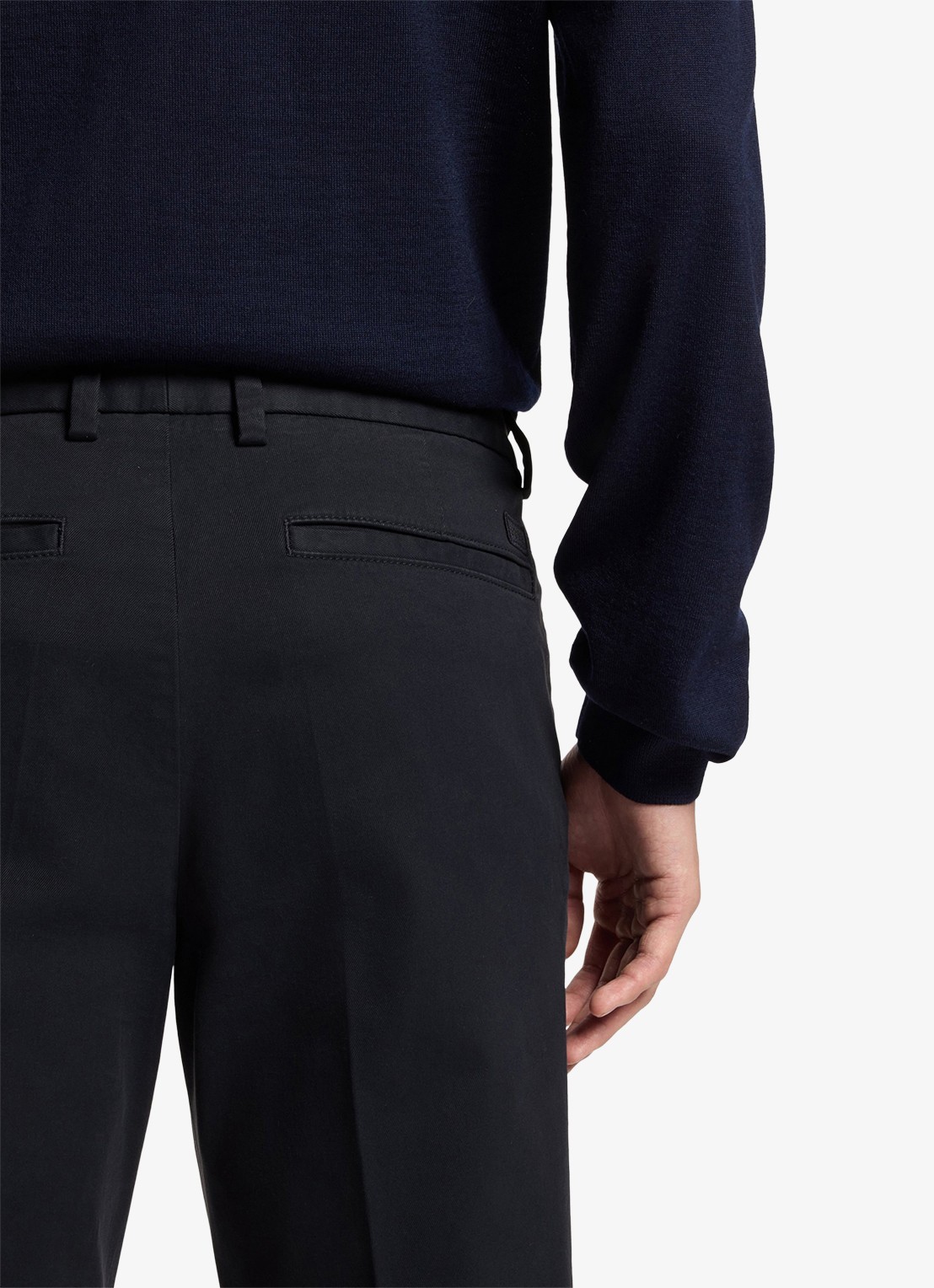 BOSS Tapered fit chino in katoenblend - detail 5 blauw