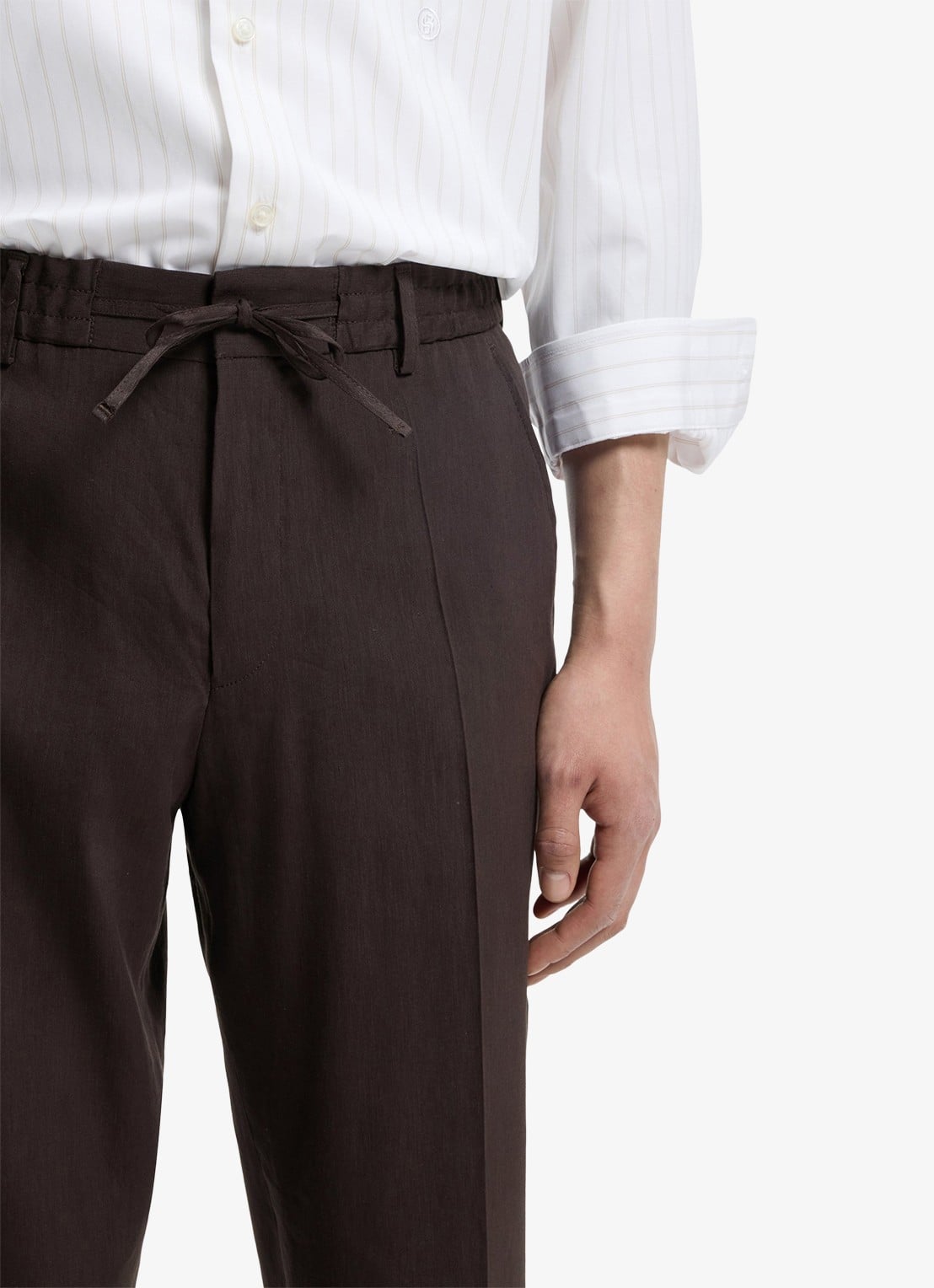 BOSS Tapered fit chino in linnenblend - detail 2 donkerbruin