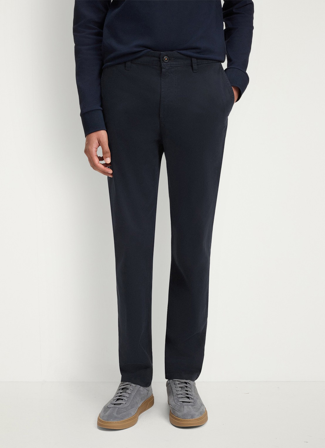 BOSS Tapered fit chino met steekzakken - detail 3 donkerblauw