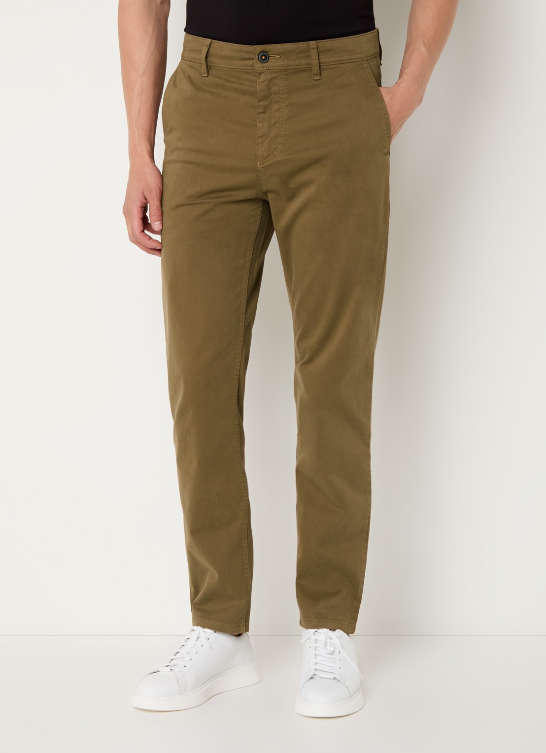 BOSS Tapered fit chino met steekzakken - detail lichtbruin
