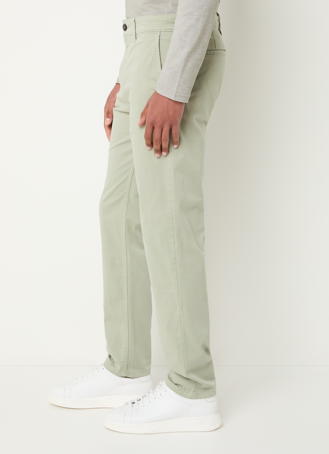 BOSS Tapered fit chino met steekzakken - detail 4 lindegroen