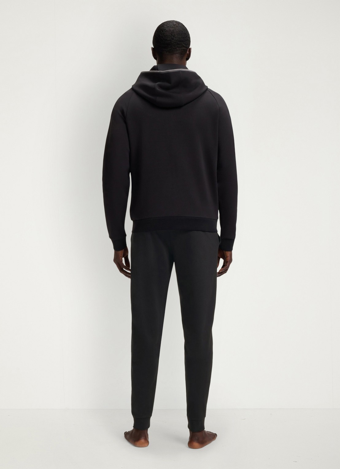 BOSS Tapered fit joggingbroek met logo  - achterkant black-004 / zwart