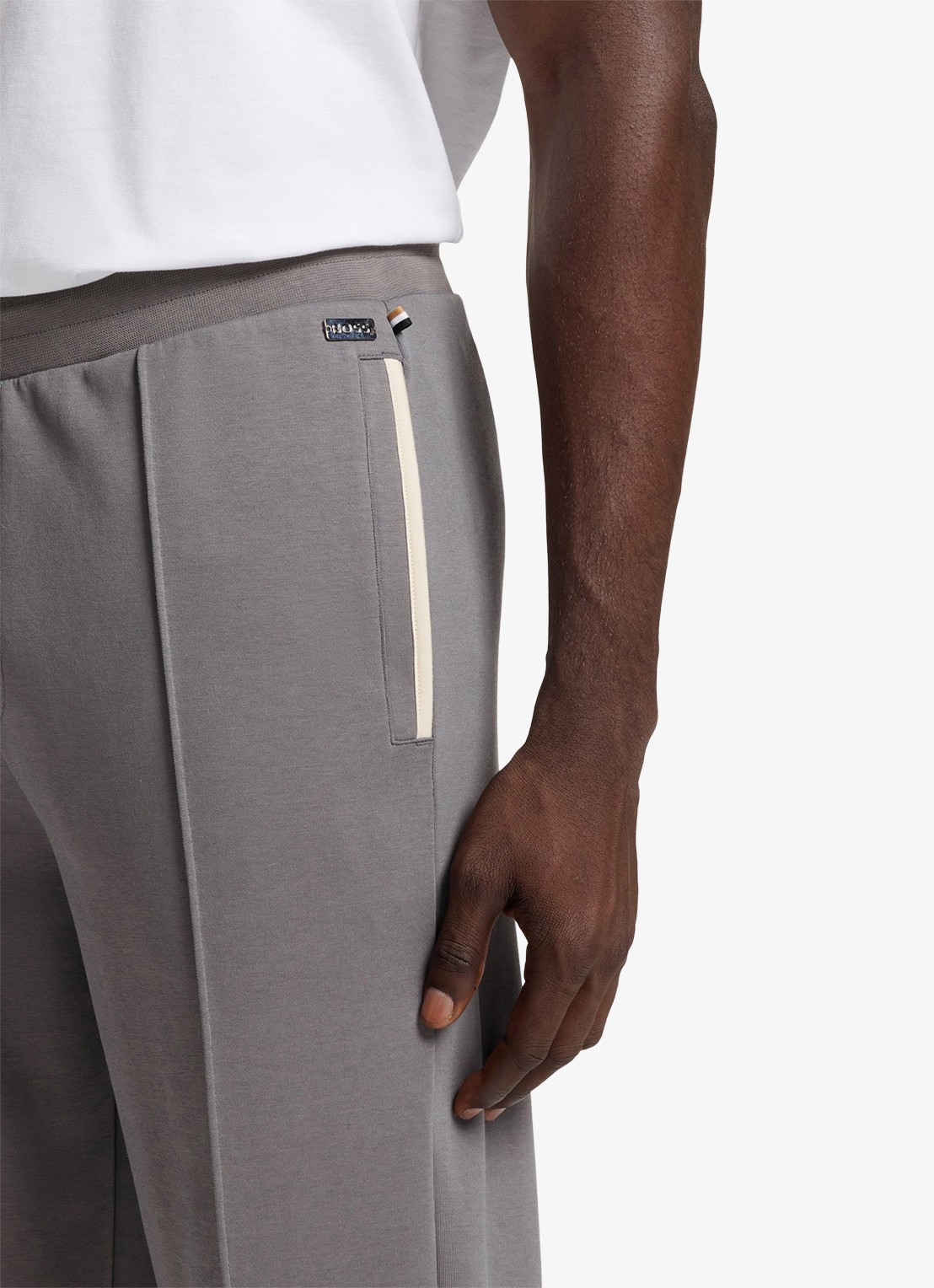 BOSS Tapered fit joggingbroek met steekzakken - detail 2 grijs