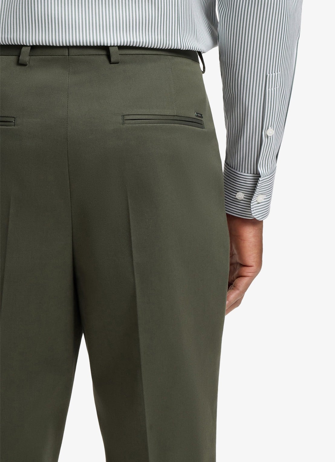 BOSS Tapered fit pantalon in katoenblend - detail 3 legergroen