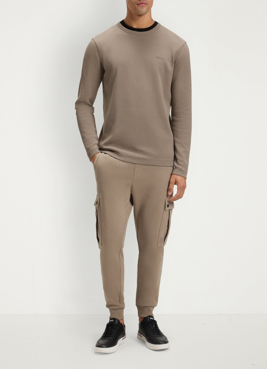 BOSS Tempesto longsleeve met structuur en logo - voorkant 2 khaki