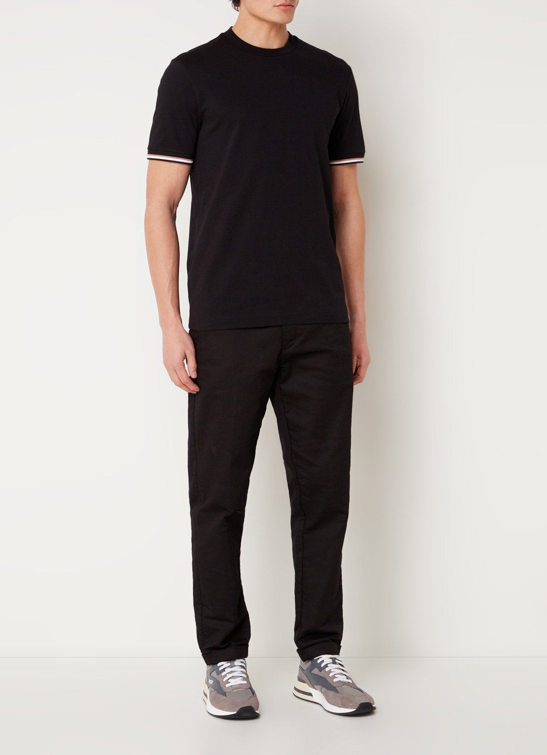 BOSS Thompson T-shirt met stretch - voorkant 3 zwart