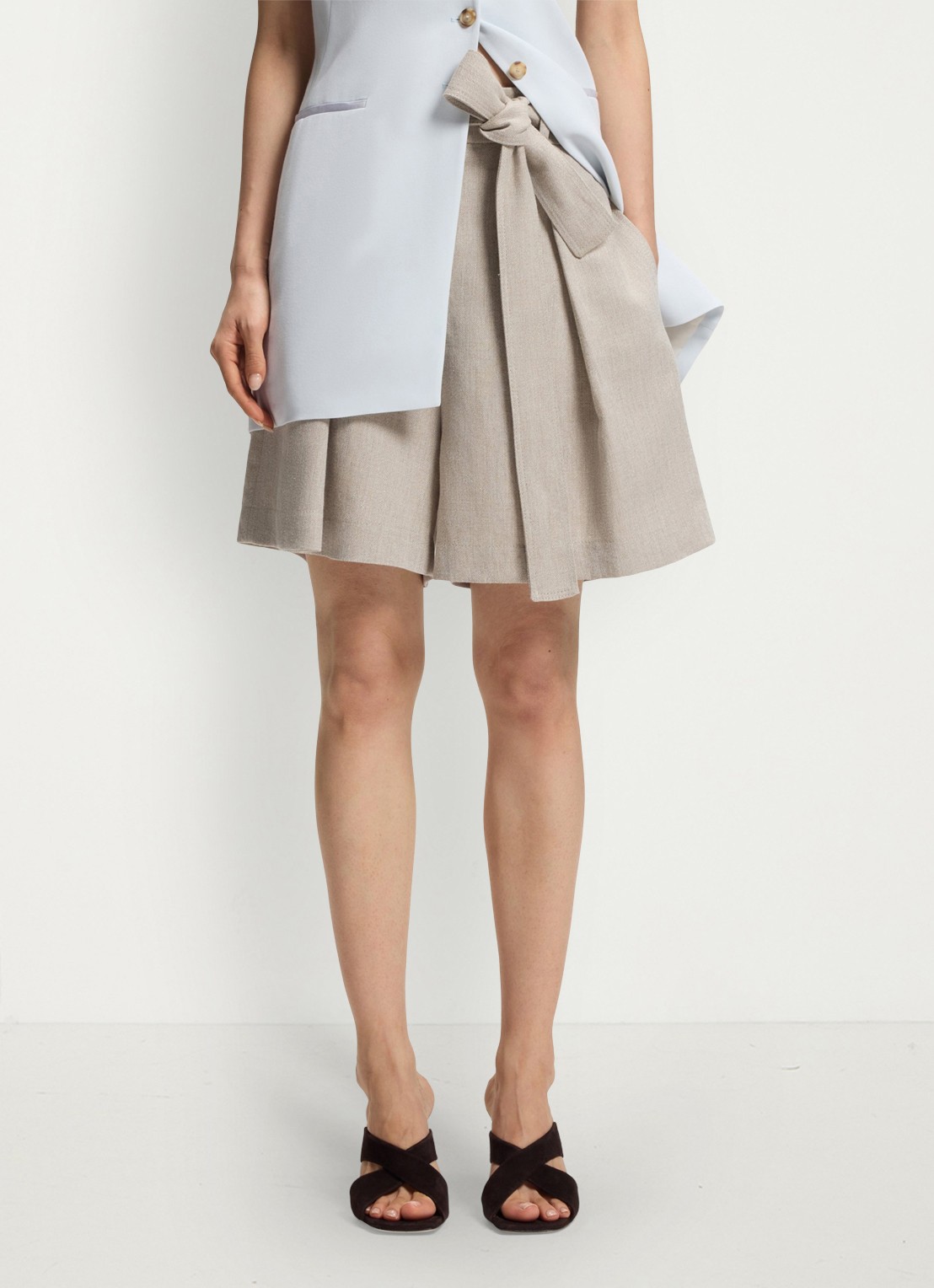 BOSS Tojuna loose fit korte broek in linnenblend - detail beige