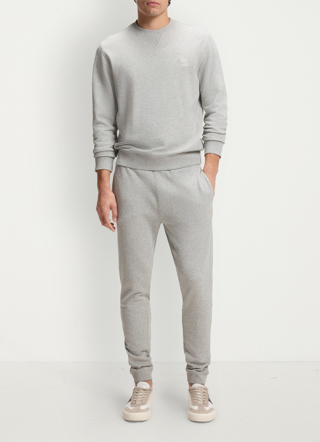 BOSS Westart sweater met logo - voorkant 2 open grey-086 / grijs