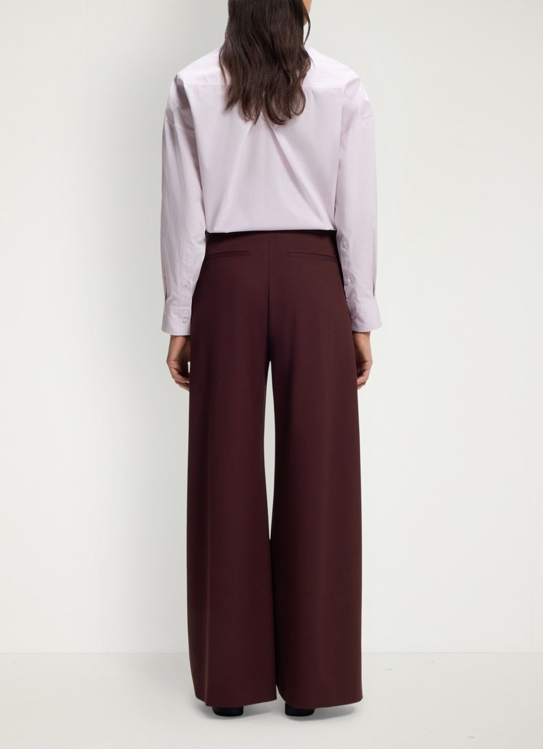 BOSS Wide fit pantalon met plooien - achterkant bordeauxrood