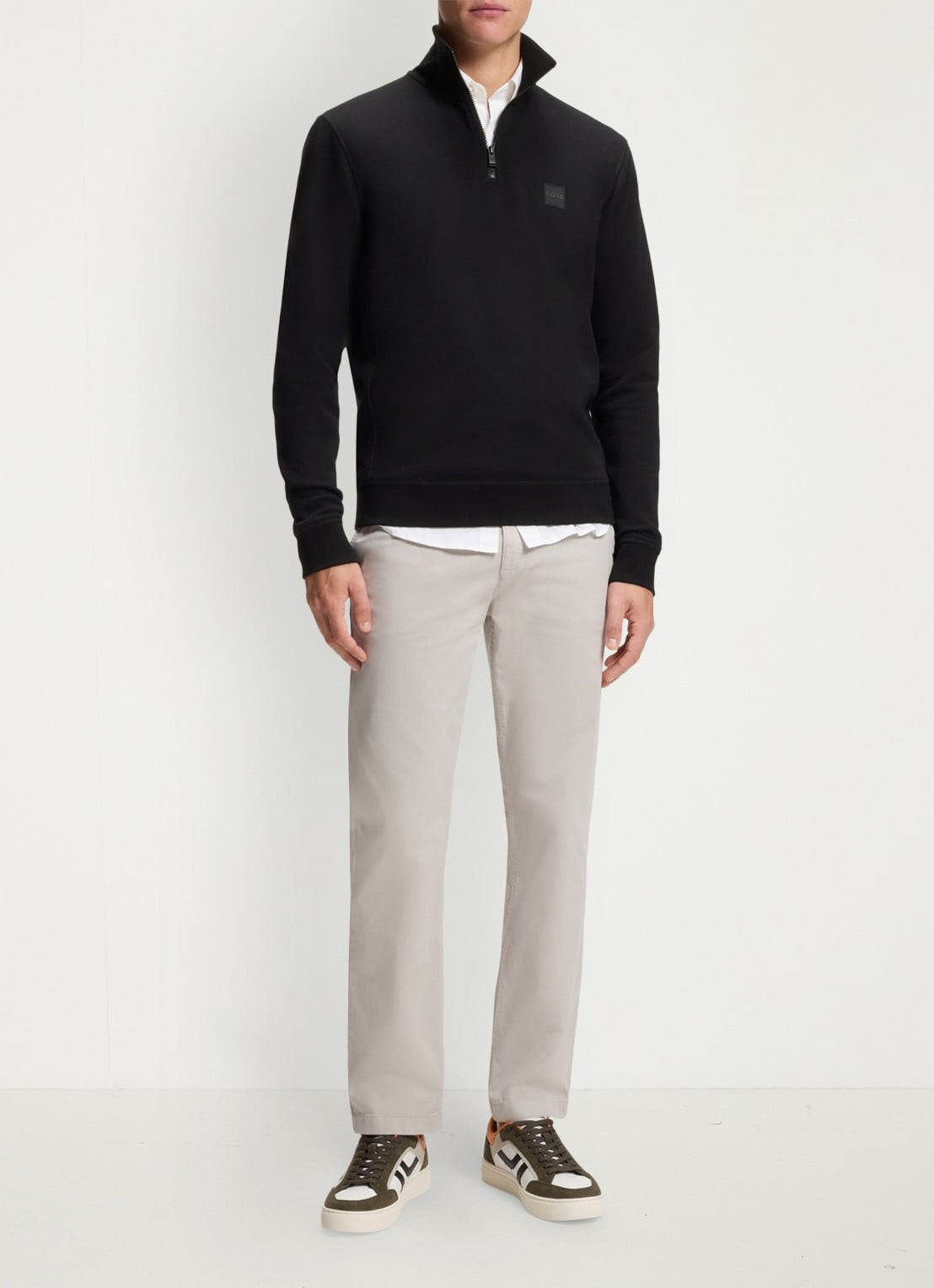 BOSS Zetrust sweater met logo en halve rits  - voorkant 2 black-001 / zwart