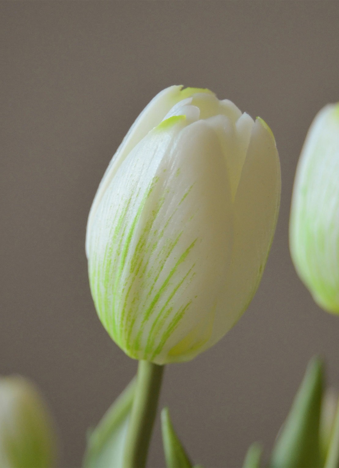 Botané Tulip kunstboeket - detail 2 wit
