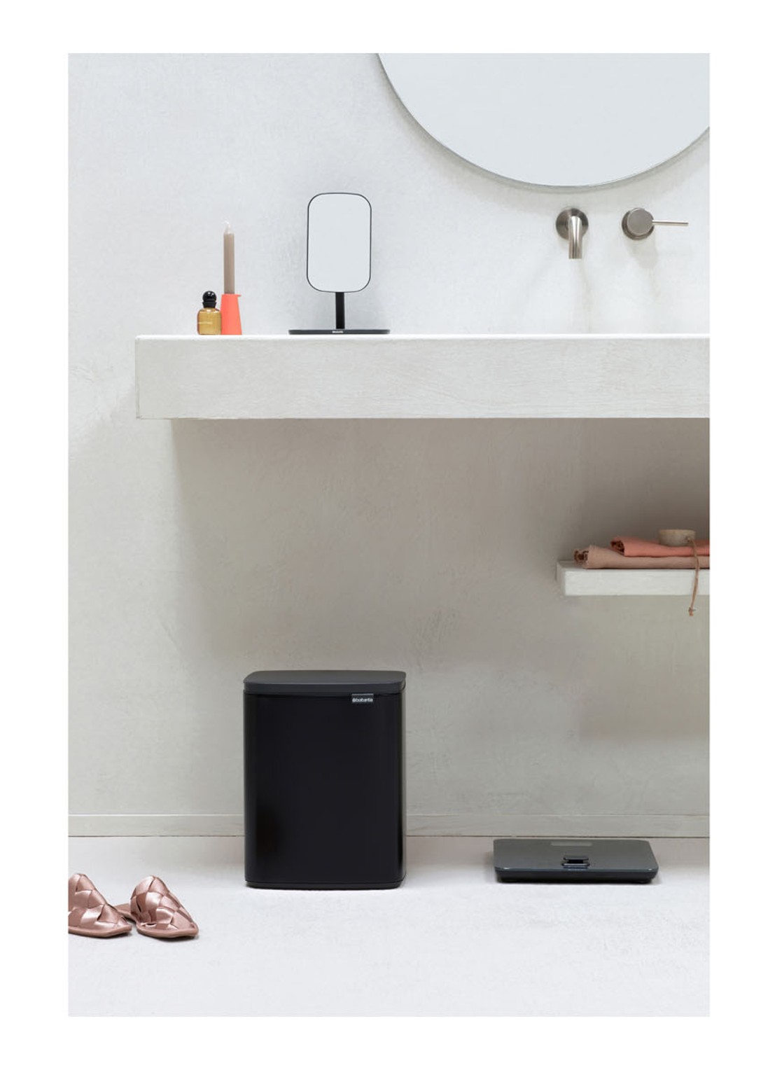 Brabantia Bo afvalemmer 12 liter met kunststof binnenemmer - voorkant 2 zwart