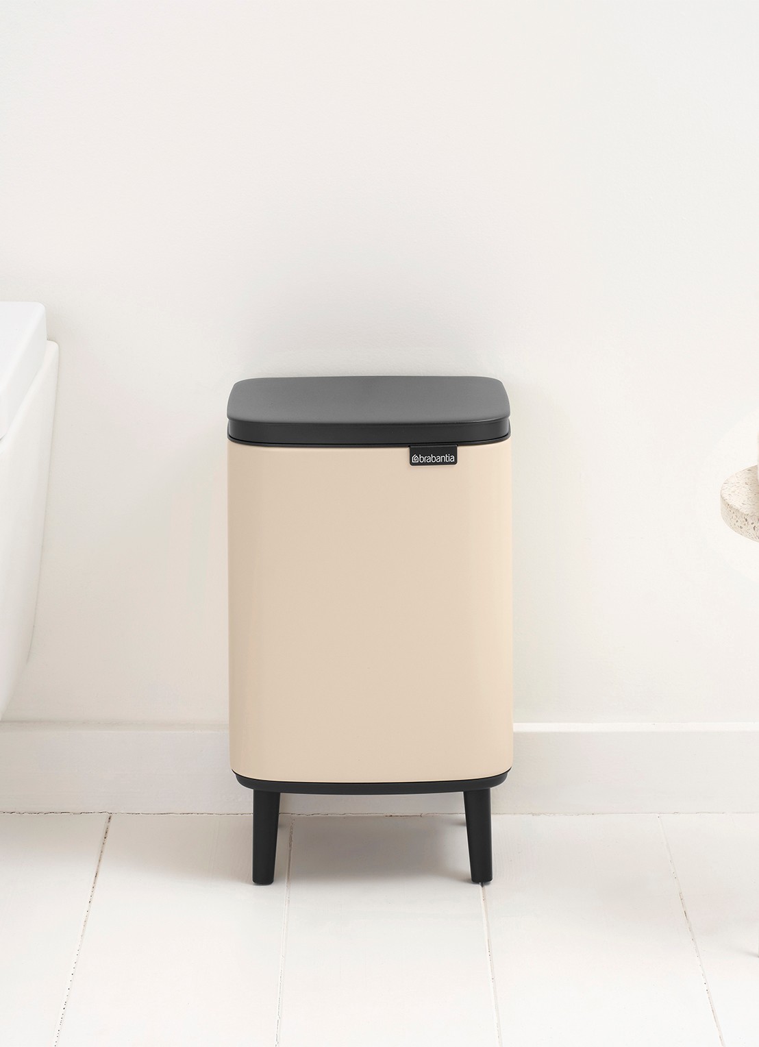 Brabantia Bo Hi prullenbak 7 liter - detail 7 beige