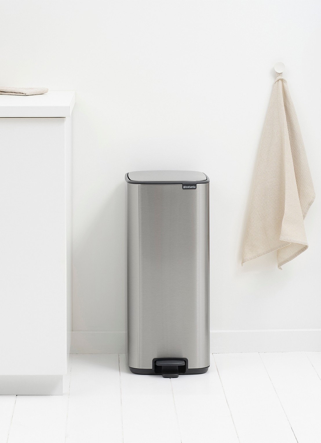 Brabantia Bo pedaalemmer 30 liter - detail 6 zilver