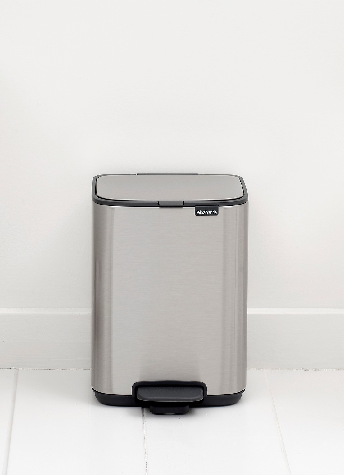 Brabantia Bo pedaalemmer 4 liter - detail 7 metallic