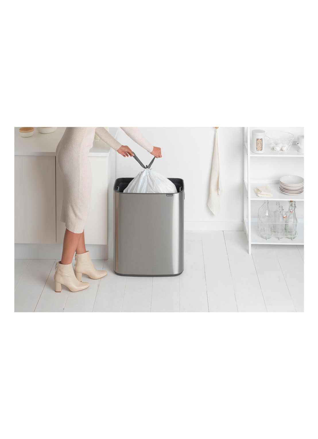 Brabantia Bo Touch Bin prullenbak met deksel 60 liter - detail 6 zilver