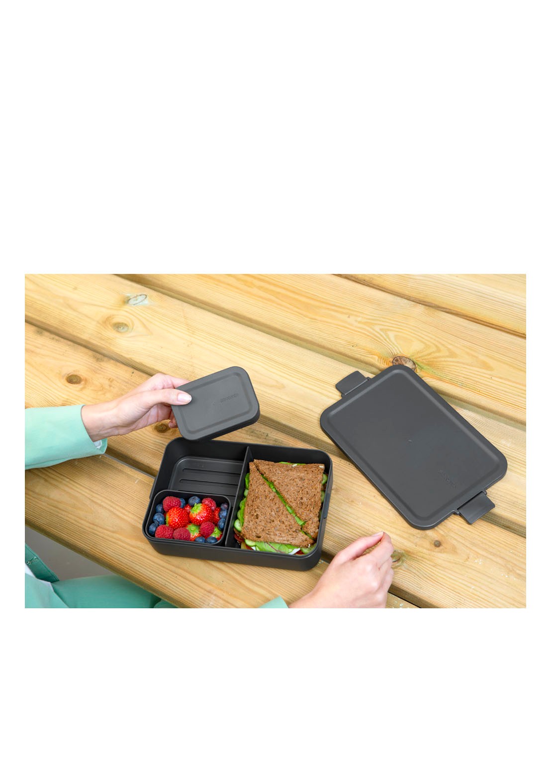 Brabantia Make & Take large lunchbox  - detail 6 donkergrijs