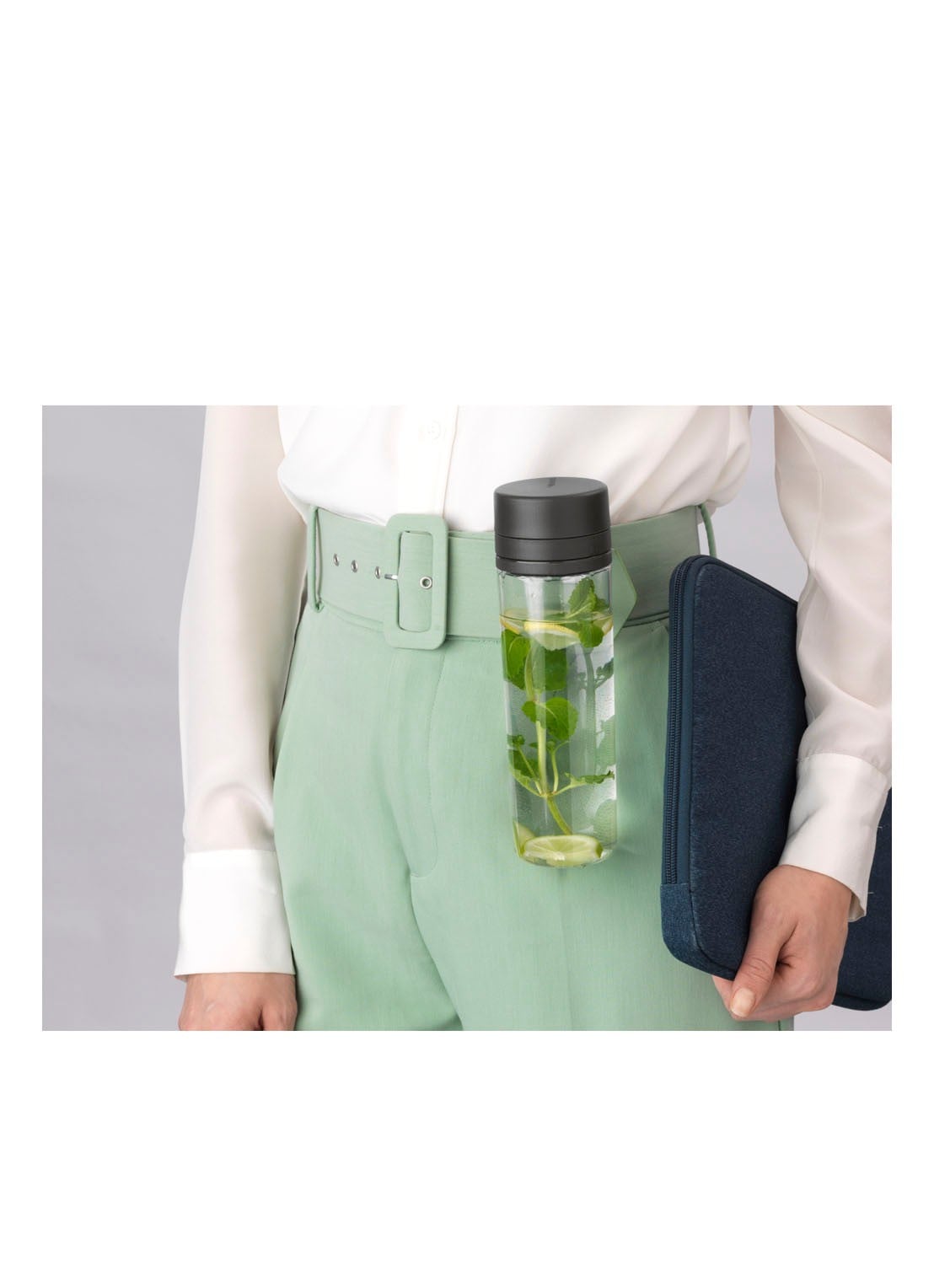 Brabantia Make & Take waterfles met zeef 0,5 liter - detail 5 donkergrijs
