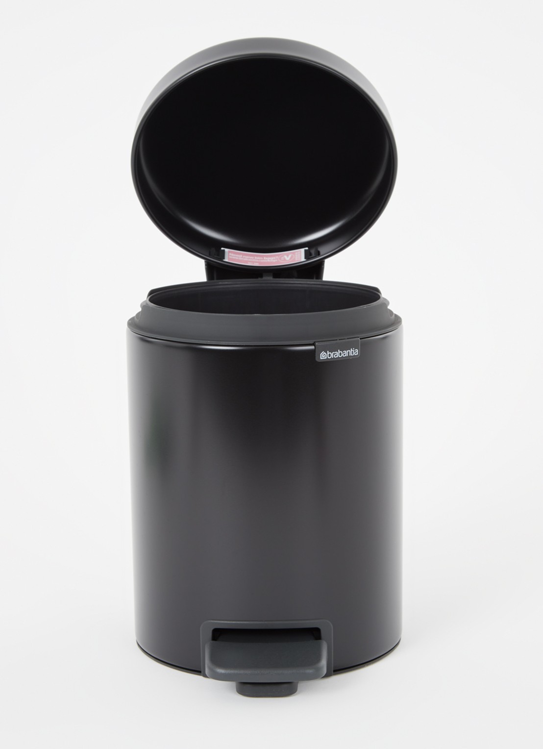 Brabantia NewIcon pedaalemmer 3 liter - voorkant 2 zwart