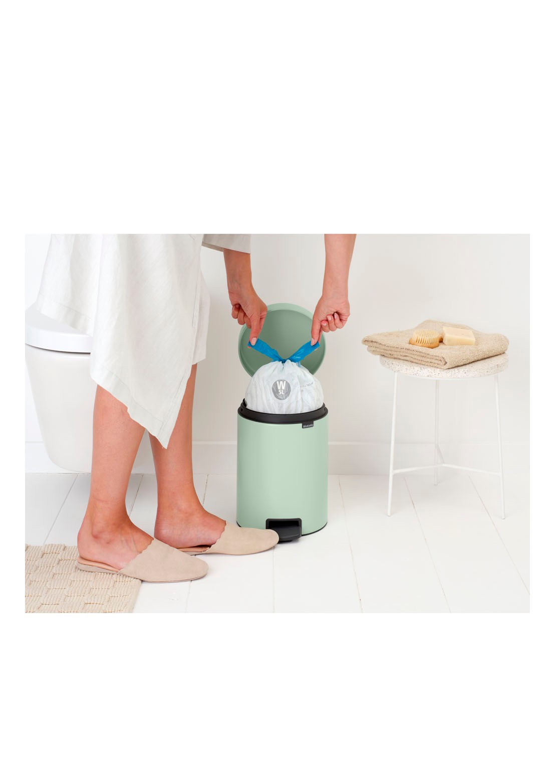 Brabantia NewIcon pedaalemmer 5 liter - detail 5 lindegroen