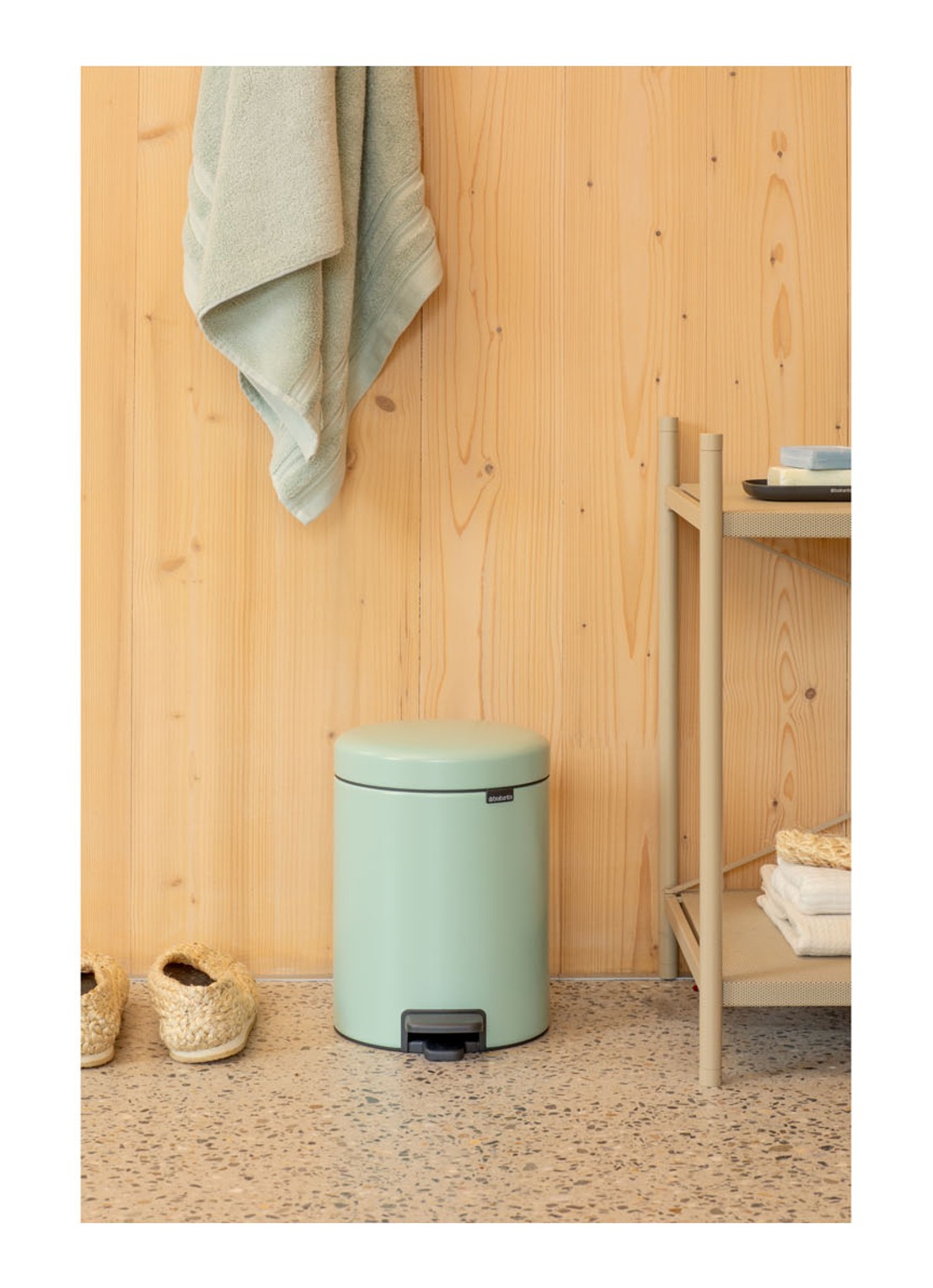 Brabantia NewIcon pedaalemmer 5 liter - detail 8 lindegroen