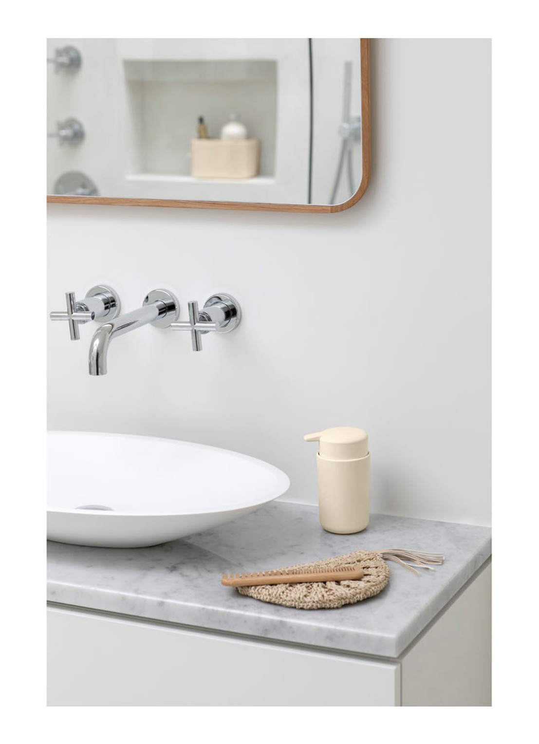 Brabantia ReNew zeepdispenser 250 ml - voorkant 5 beige