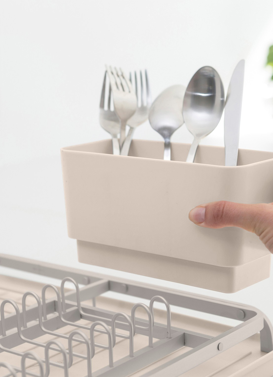 Brabantia SinkSide afdruiprek met lekbak en bestekhouder - detail 2 beige
